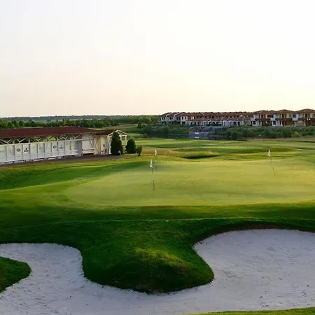 Lighthouse Golf & Μπαλτσίκ