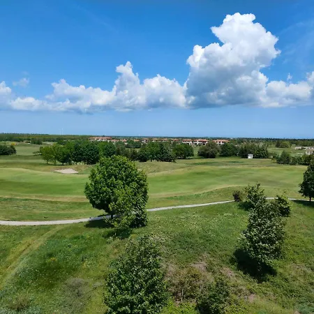 Lighthouse Golf & *