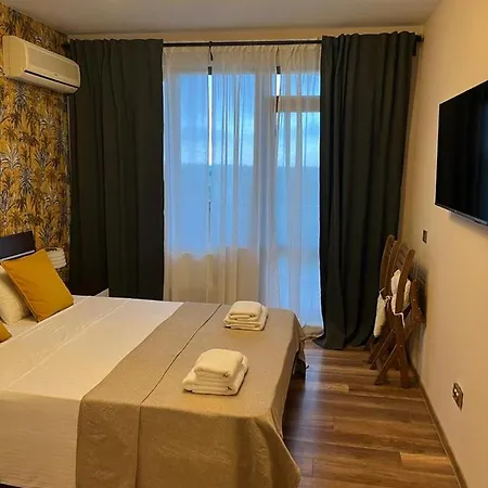 Lighthouse Golf & Апартаменты